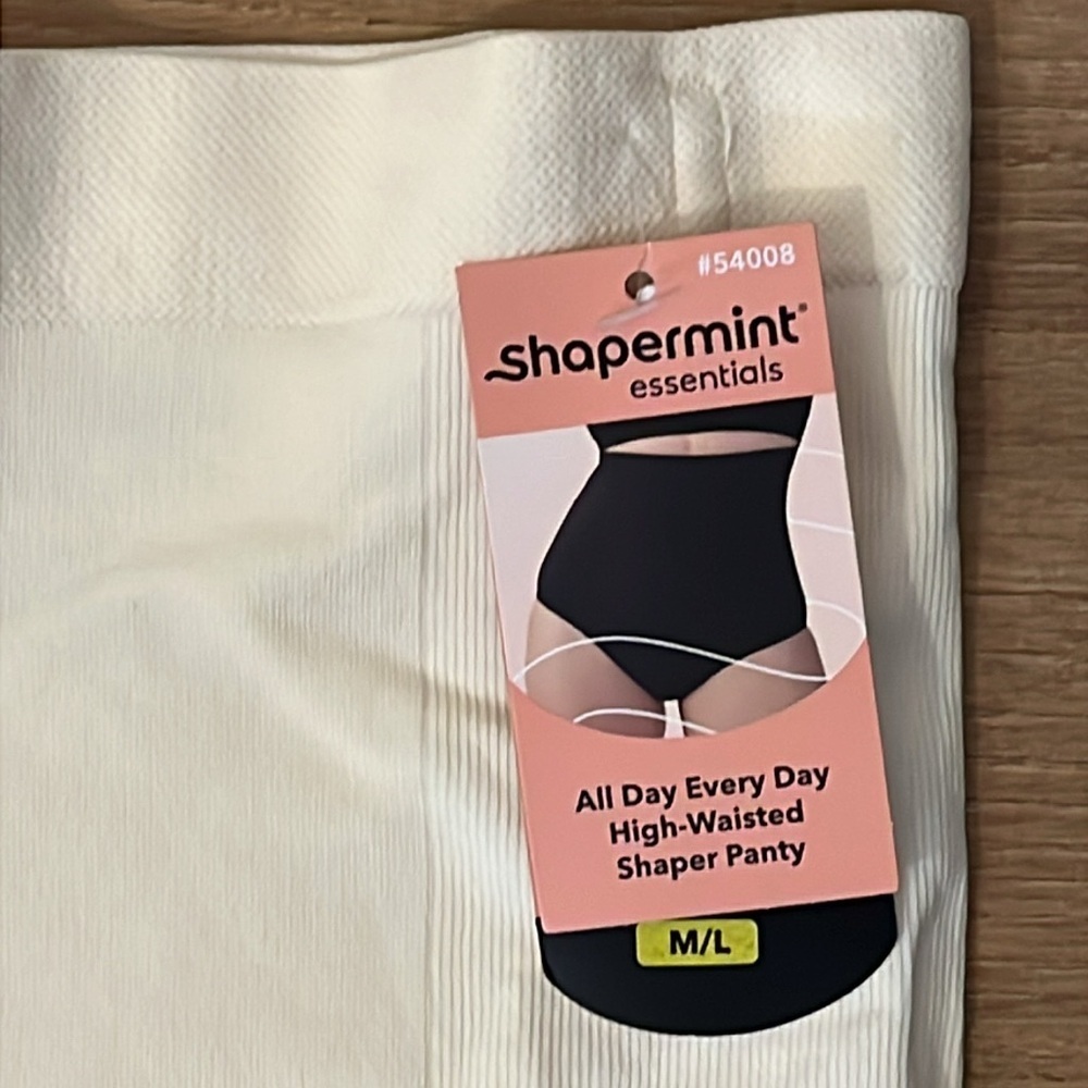 Shapermint | New All Day Every Day high waist shaper panty Women’s size M/L NWT - Picture 2 of 7